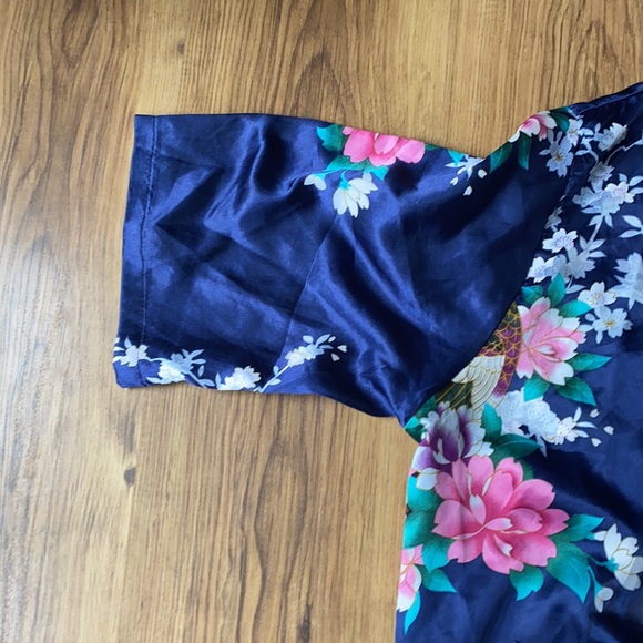 Silk wrap - Picture 3 of 3